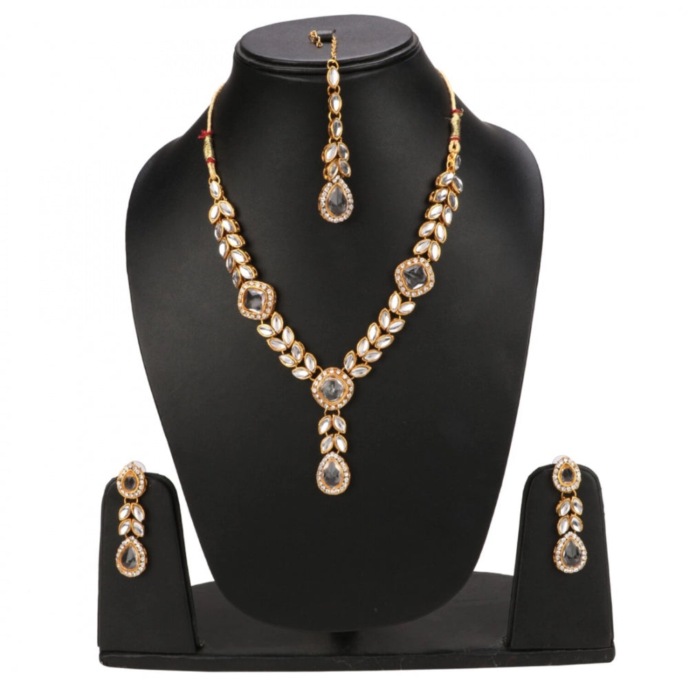 Gold Plated Traditional Kundan Necklace Set with Earrings and Maang Tikka