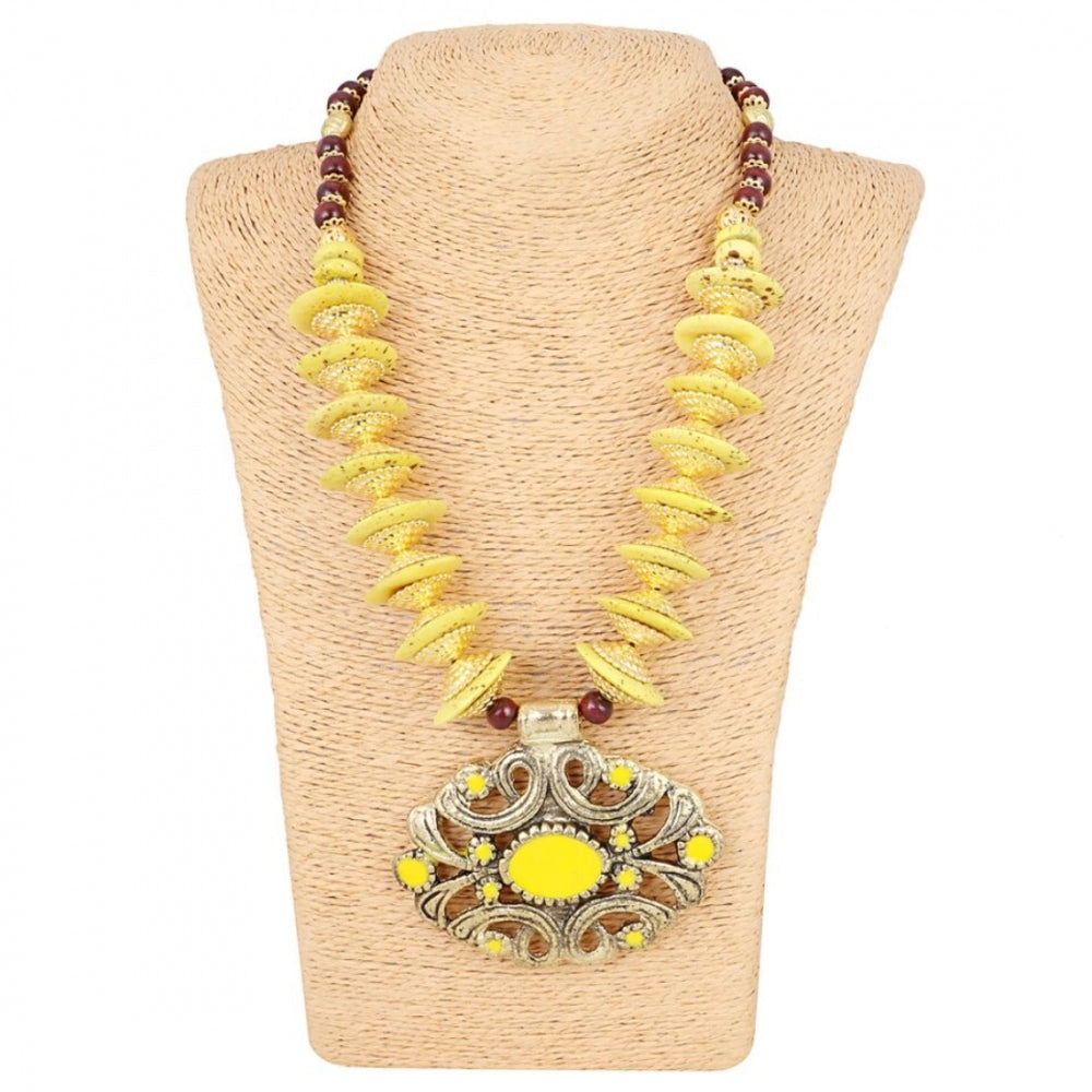 Fashion Women's Designer Yellow and Golden Beads Necklace (Color: Yellow)