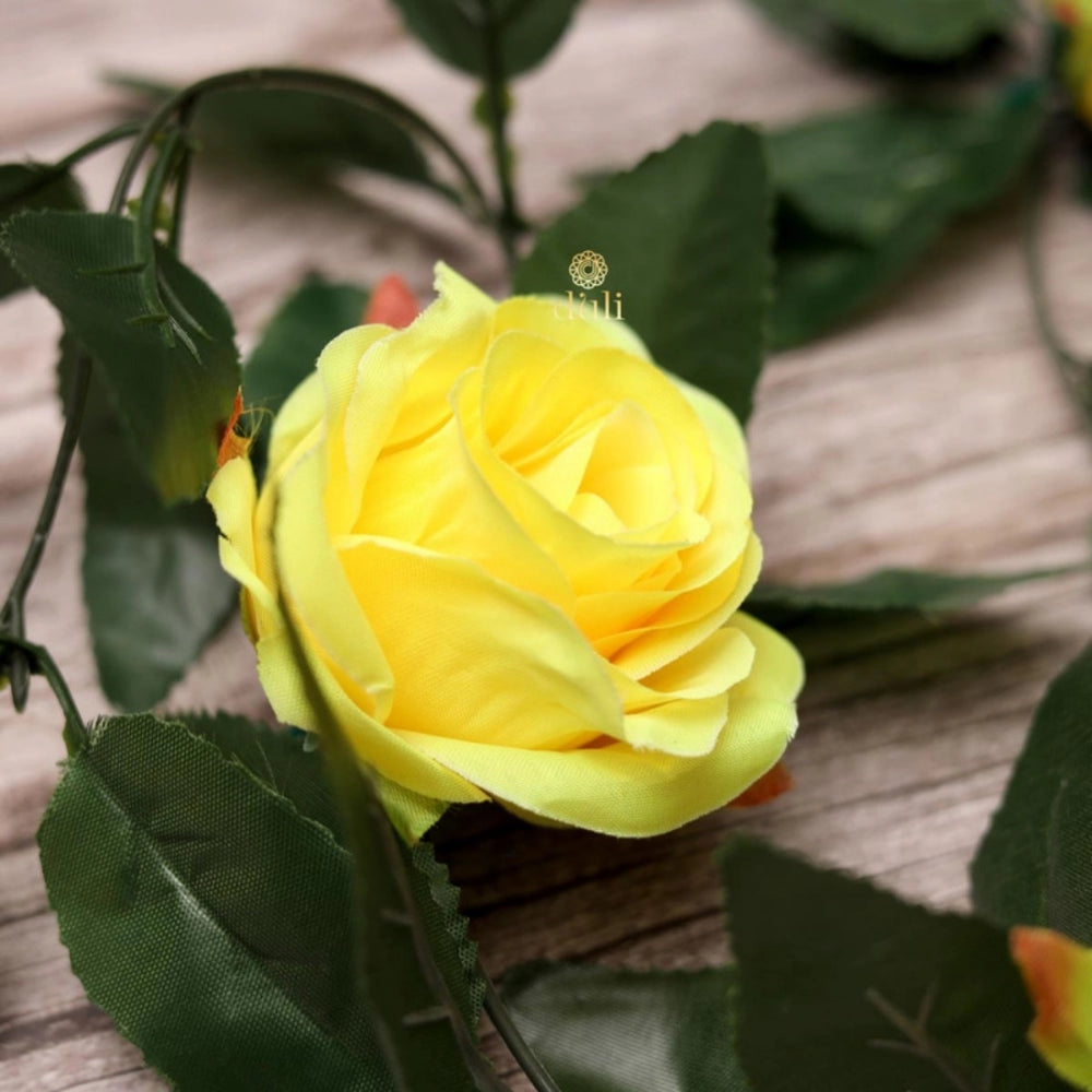 Fashion Artificial Rose Vine Flowers With Green Leaves For Home Party Garden Wall Decoration (Yellow, Material:Silk, Polyester)