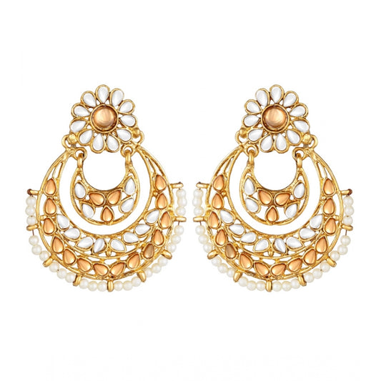 Fashion Women's Rose Gold Plated Alloy Kundan Earrings &amp; Mangtikka (White &amp; Gold)