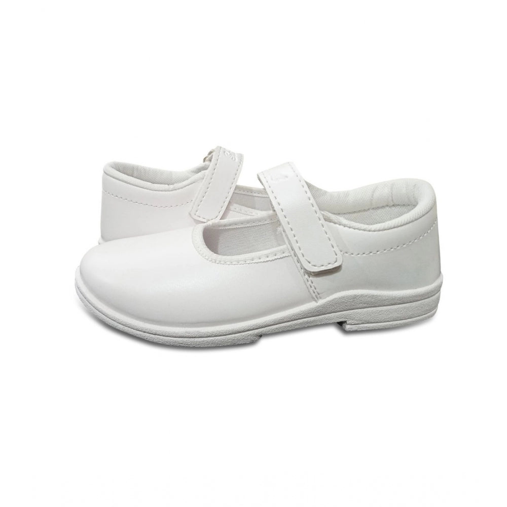 Amfyn Girls Rexine Ox-Ankle Velcro Closure School Shoe (White)